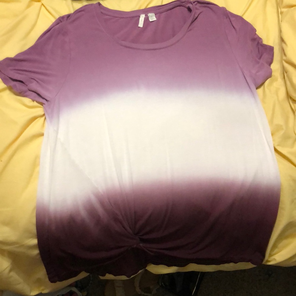 Super cute top from Cato. I’ve only worn it once and hope someone will enjoy it.